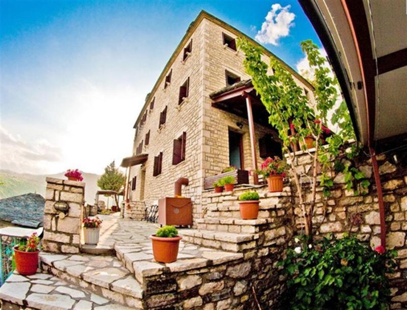 Αρχοντικό Βογιάρου Hotel Kalarrites Exterior photo